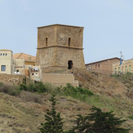 Case Barrera Porto Palo Bagian luar foto