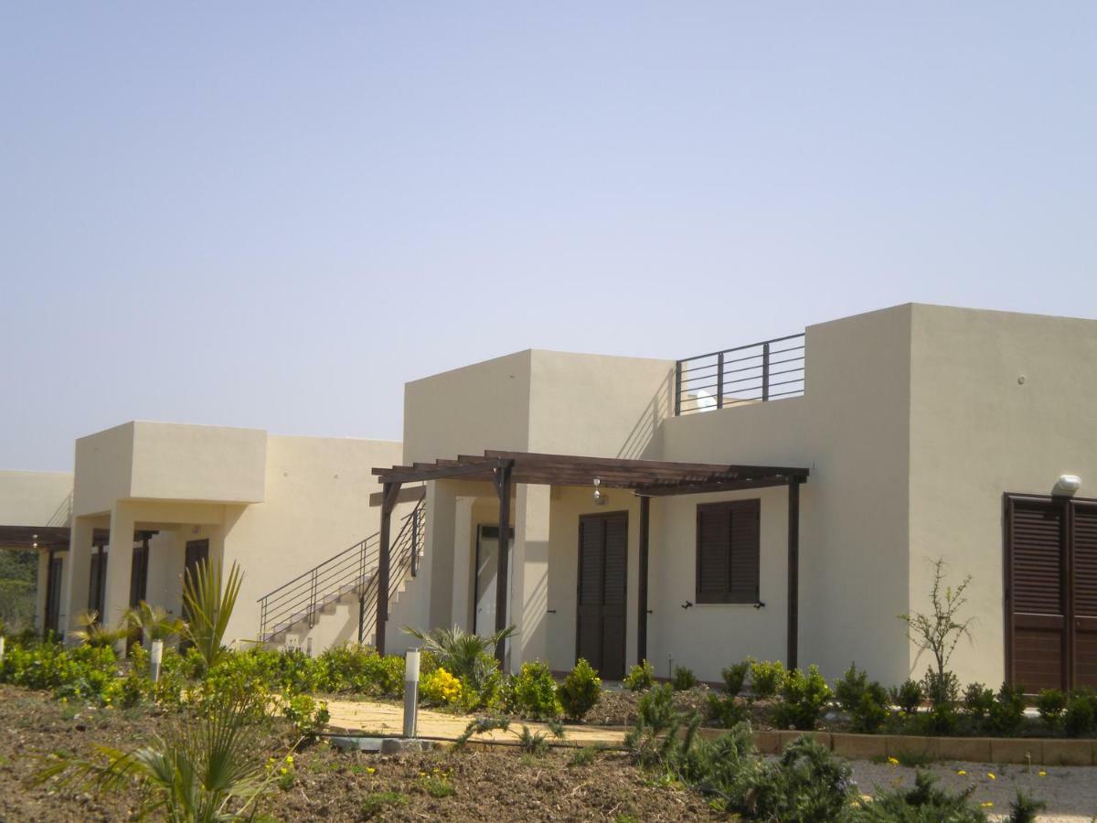 Case Barrera Porto Palo Bagian luar foto
